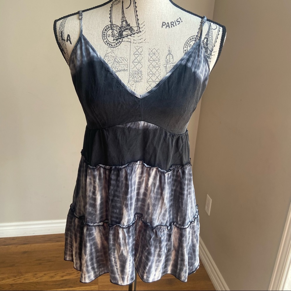 BCBGMAXAZRIA Silk Giseue Tie-Dye Tiered Cami S
